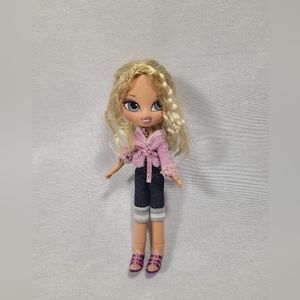 BRATZ Kidz Winter Vacation Cloe Doll